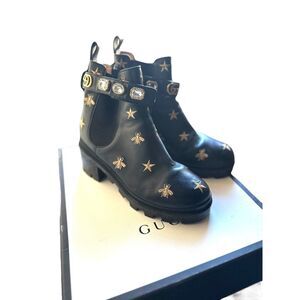 GUCCI Bee Embroidered Leather Booties Black w Box 38.5